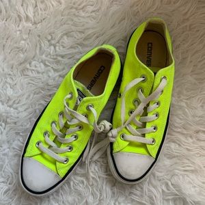 Converse Chuck Taylor Low Top Bright Yellow